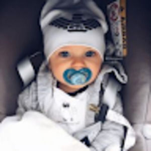 Meet your Posher, Dalia